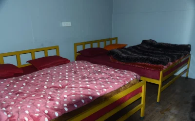 Cottage in Rishikesh with comfortable beds and clean indoor space